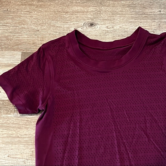 Lululemon Breeze By Short Sleeve *Squad - Picture 3 of 6